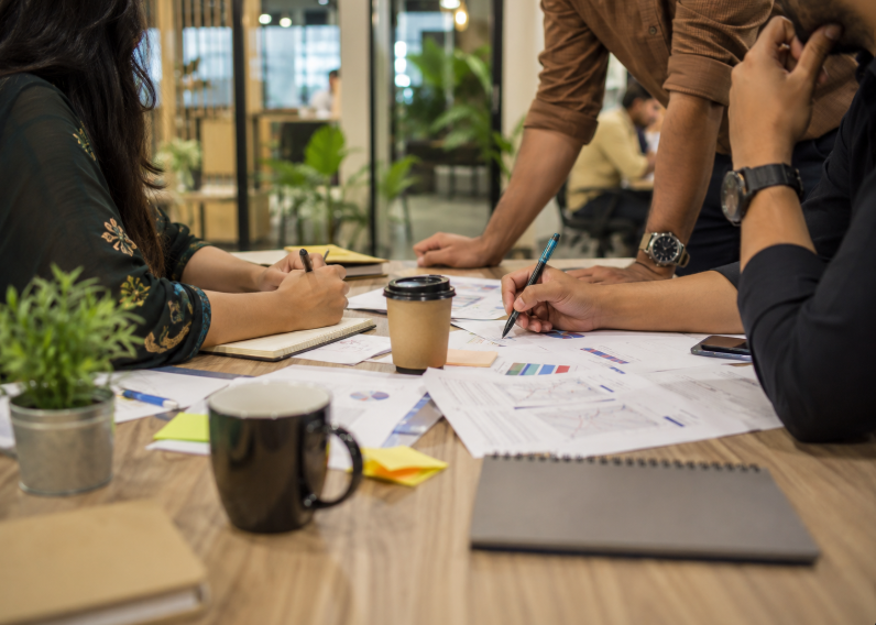 Plastering marketing team at Grownix Digital
